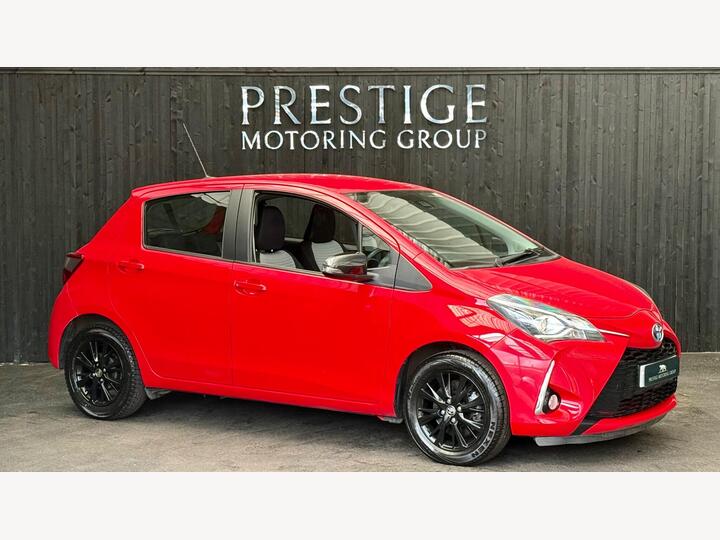 Toyota Yaris 1.5 VVT-i Icon Tech Euro 6 5dr