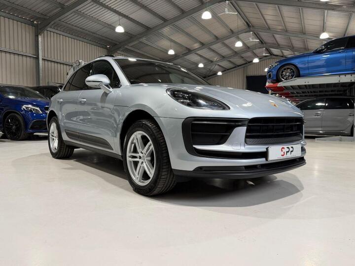 Porsche MACAN 2.0T PDK 4WD Euro 6 (s/s) 5dr