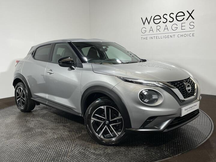 Nissan Juke 1.0 DIG-T N-Connecta Euro 6 (s/s) 5dr