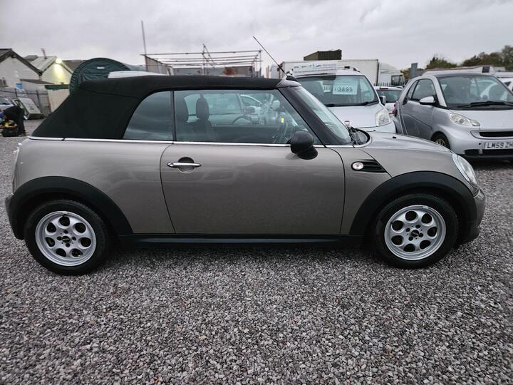 MINI Convertible 1.6 One Euro 5 2dr MINI Convertible 1.6 One Euro 5 2dr