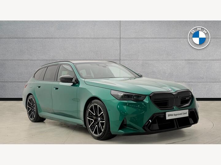 BMW M5 4.4 22.1kWh Touring Steptronic XDrive Euro 6 (s/s) 5dr