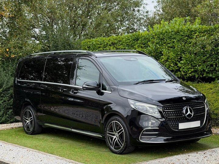 Mercedes-Benz V CLASS 2.0 V300d Premium G-Tronic+ Euro 6 (s/s) 5dr (7 Seat, Extra Long)