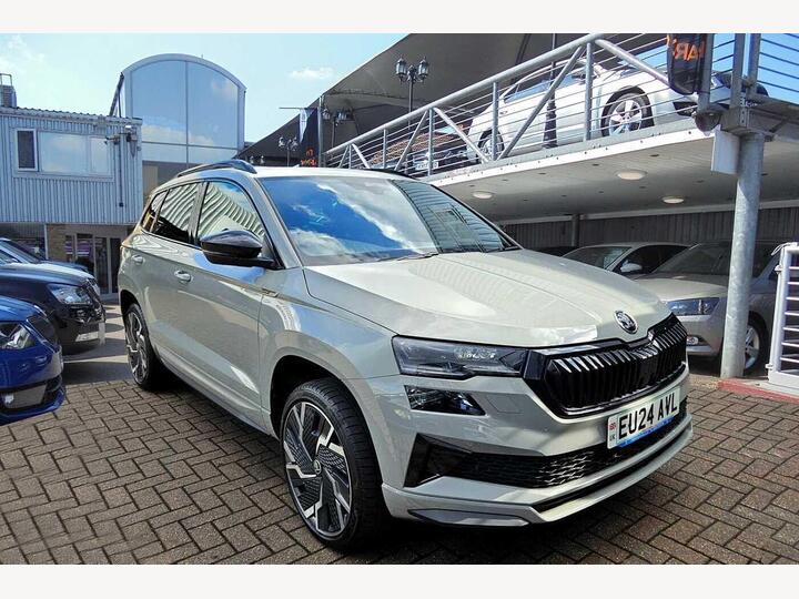 Skoda Karoq 1.5 TSI ACT SportLine DSG Euro 6 (s/s) 5dr Skoda Karoq 1.5 TSI ACT SportLine DSG Euro 6 (s/s) 5dr