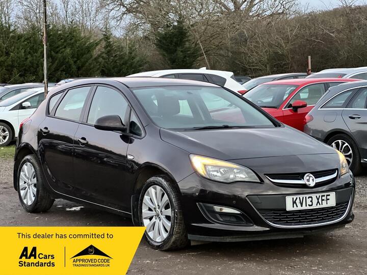 Vauxhall Astra 1.6 16v Exclusiv Euro 5 5dr