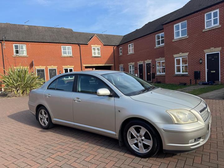 Toyota Avensis 1.8 VVT-i T3-X 4dr