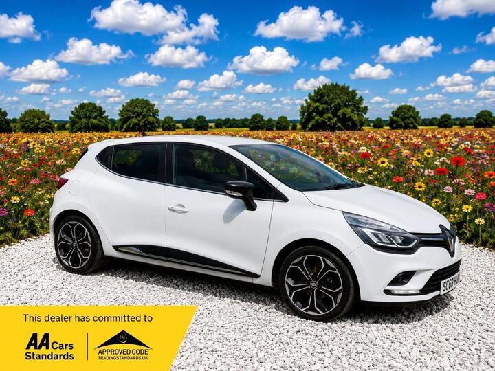 Renault Clio 0.9 TCe Iconic Euro 6 (s/s) 5dr