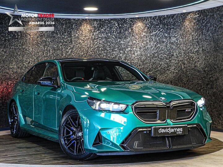 BMW M5 4.4 22.1kWh Steptronic XDrive Euro 6 (s/s) 4dr