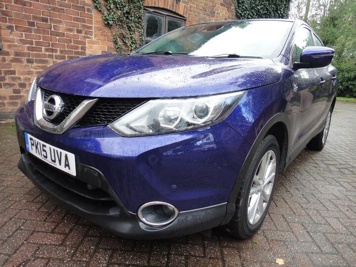 Nissan Qashqai 1.2 DIG-T Acenta 2WD Euro 5 (s/s) 5dr
