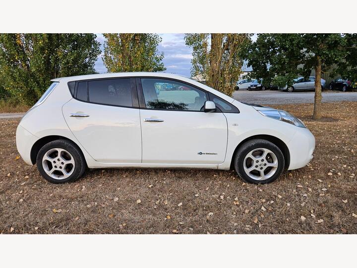 Nissan Leaf 24kWh Visia+ Auto 5dr