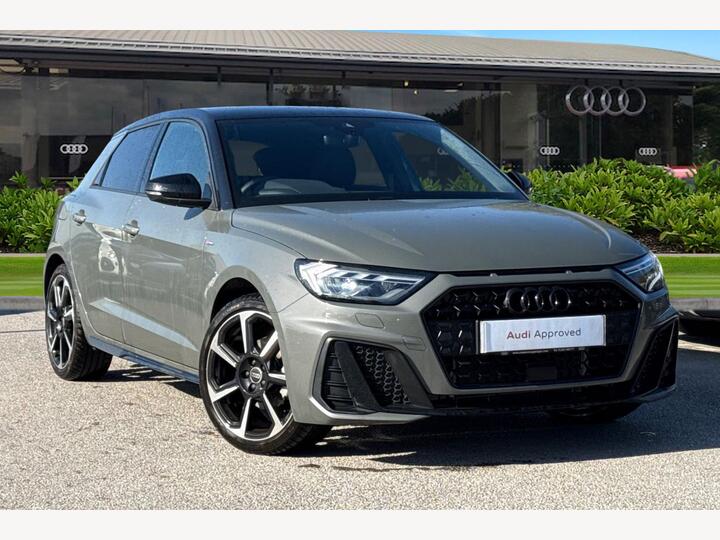 Audi A1 Sportback 1.5 TFSI 35 Black Edition Sportback S Tronic Euro 6 (s/s) 5dr