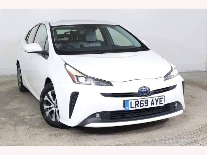 Toyota PRIUS 1.8 VVT-h Business Edition Plus CVT Euro 6 (s/s) 5dr (15in Alloy)