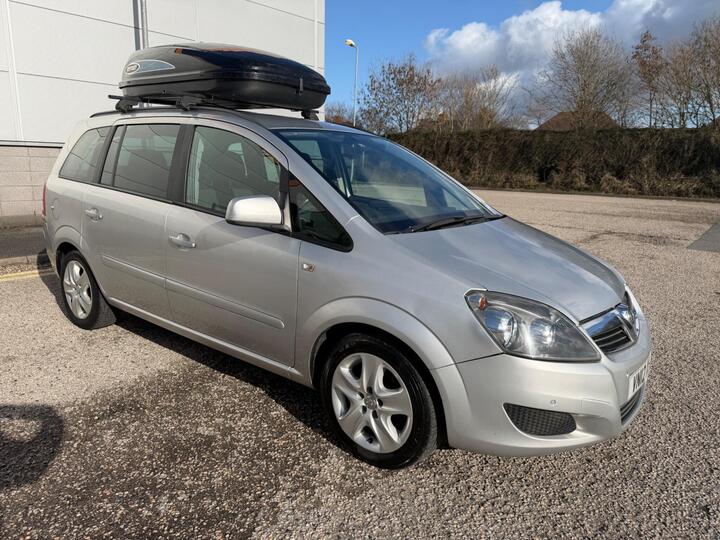 Vauxhall Zafira 1.7 CDTi EcoFLEX Exclusiv Euro 5 5dr (SNav)
