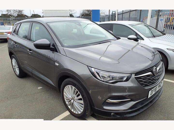 Vauxhall Grandland X 1.2 Turbo SE Euro 6 (s/s) 5dr