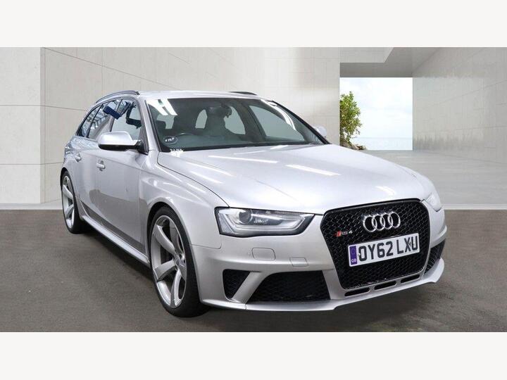 Audi RS4 Avant 4.2 FSI V8 S Tronic Quattro Euro 5 5dr