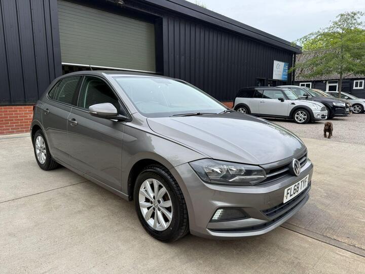 Volkswagen Polo 1.0 TSI SE Euro 6 (s/s) 5dr Volkswagen Polo 1.0 TSI SE Euro 6 (s/s) 5dr