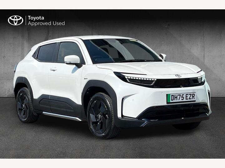 Toyota Urban Cruiser 61kWh Design Auto 5dr