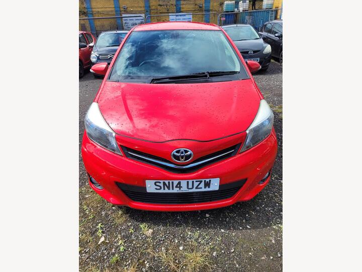 Toyota Yaris 1.33 Dual VVT-i Icon Plus Euro 5 5dr