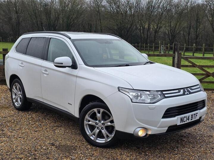 Mitsubishi Outlander 2.2 DI-D GX4 4WD Euro 5 (s/s) 5dr