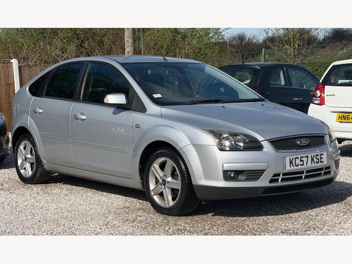 Ford Focus 1.6 Titanium 5dr