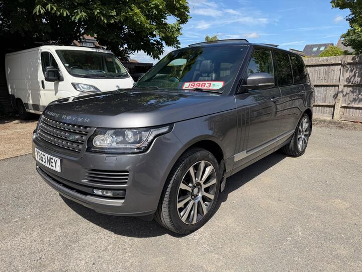 Land Rover Range Rover 3.0 TD V6 Vogue Auto 4WD Euro 5 (s/s) 5dr Land Rover Range Rover 3.0 TD V6 Vogue Auto 4WD Euro 5 (s/s) 5dr