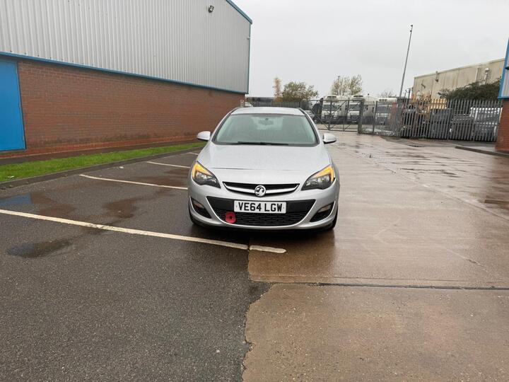 Vauxhall Astra 1.6 CDTi EcoFLEX Design Sports Tourer Euro 6 (s/s) 5dr Vauxhall Astra 1.6 CDTi EcoFLEX Design Sports Tourer Euro 6 (s/s) 5dr
