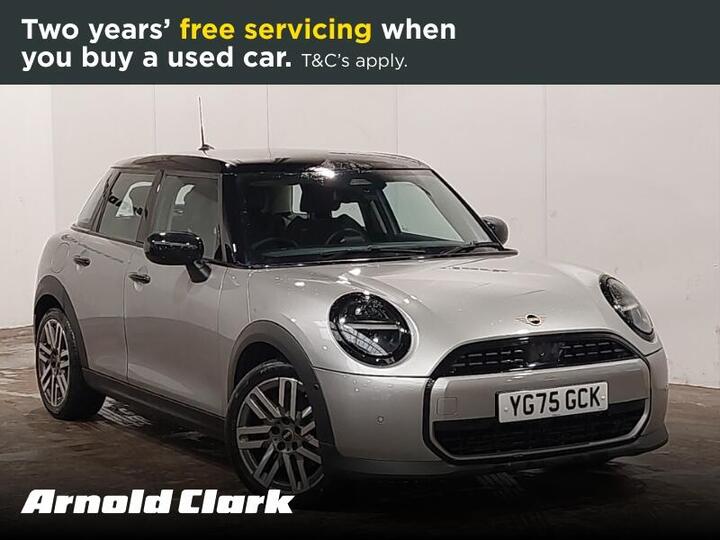 MINI Cooper 1.5C Classic Steptronic Euro 6 (s/s) 5dr