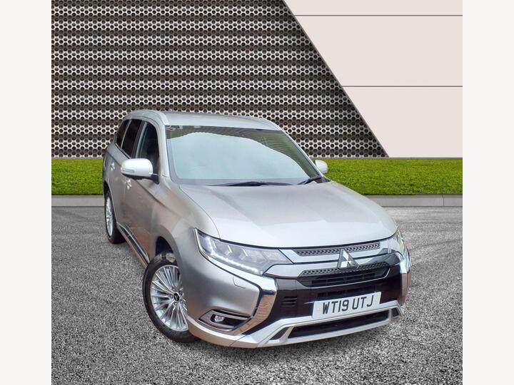 Mitsubishi OUTLANDER 2.4h TwinMotor 13.8kWh 4h CVT 4WD Euro 6 (s/s) 5dr