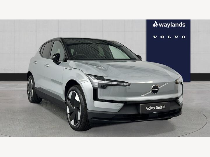 Volvo EX30 P5 Long Range 69kWh Plus Auto 5dr