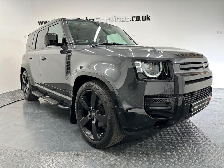 Land Rover DEFENDER 3.0 D250 MHEV X-Dynamic SE Auto 4WD Euro 6 (s/s) 5dr