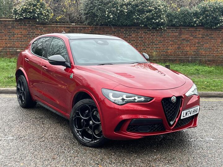 Alfa Romeo Stelvio 2.9 V6 Bi-Turbo Quadrifoglio Super Sport Auto Q4 AWD Euro 6 (s/s) 5dr Alfa Romeo Stelvio 2.9 V6 Bi-Turbo Quadrifoglio Super Sport Auto Q4 AWD Euro 6 (s/s) 5dr