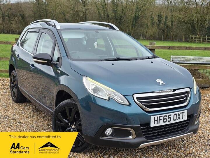 Peugeot 2008 1.2 PureTech Urban Cross Euro 6 (s/s) 5dr Peugeot 2008 1.2 PureTech Urban Cross Euro 6 (s/s) 5dr