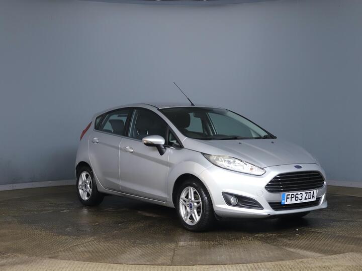 Ford Fiesta 1.0T EcoBoost Zetec Euro 5 (s/s) 5dr
