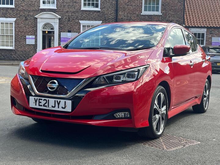 Nissan Leaf 40kWh Tekna Auto 5dr