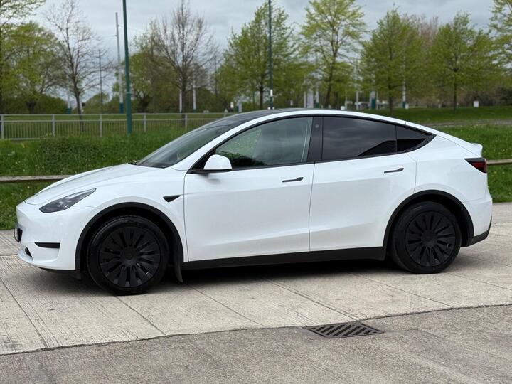 Tesla Model Y Auto RWD 5dr