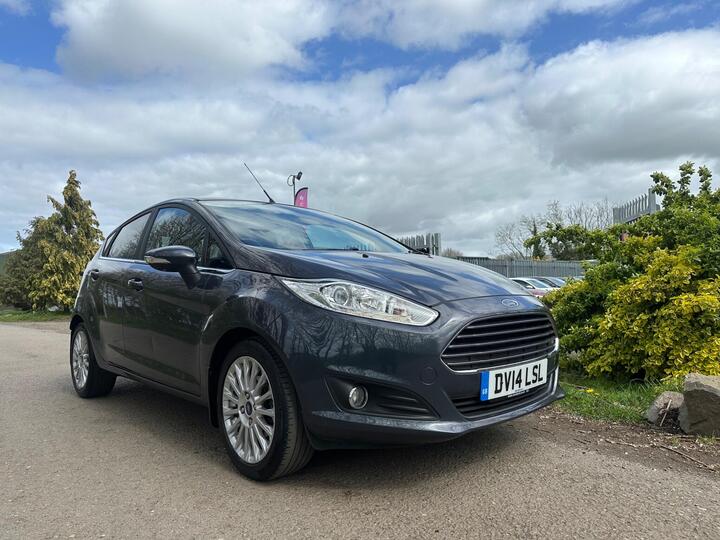 Ford Fiesta 1.0T EcoBoost Titanium Euro 5 (s/s) 5dr