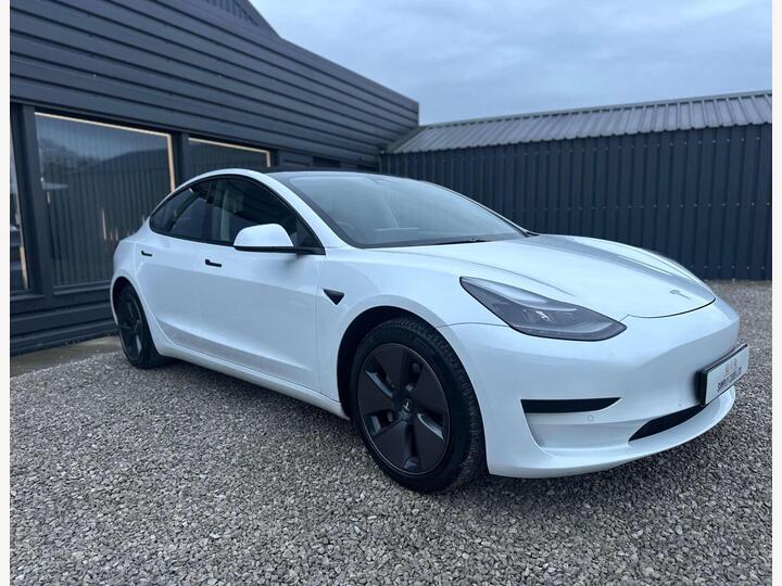 Tesla MODEL 3 Standard Range Plus Auto RWD 4dr
