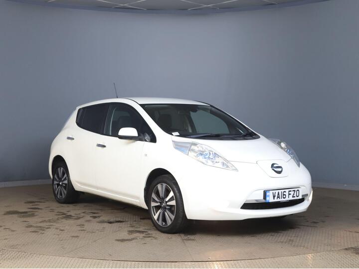Nissan Leaf 30kWh Tekna Auto 5dr