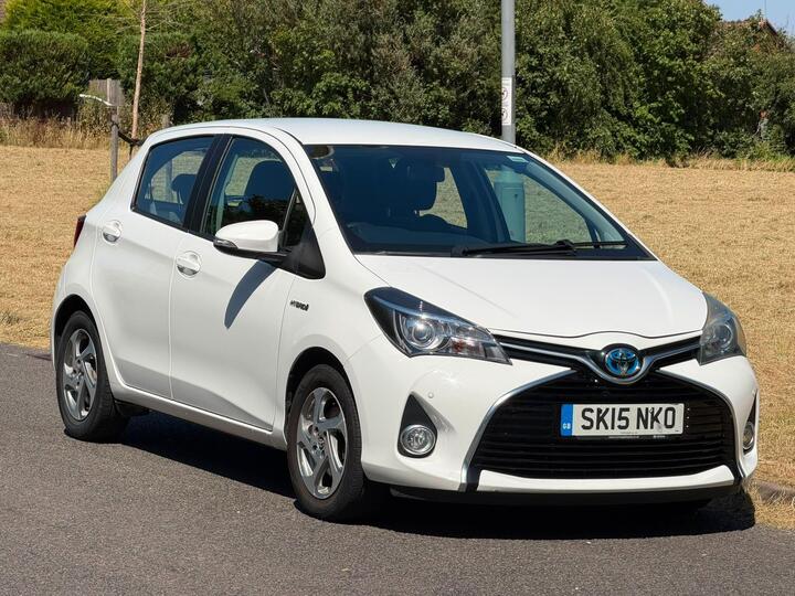 Toyota Yaris 1.5 VVT-h Icon E-CVT Euro 6 5dr