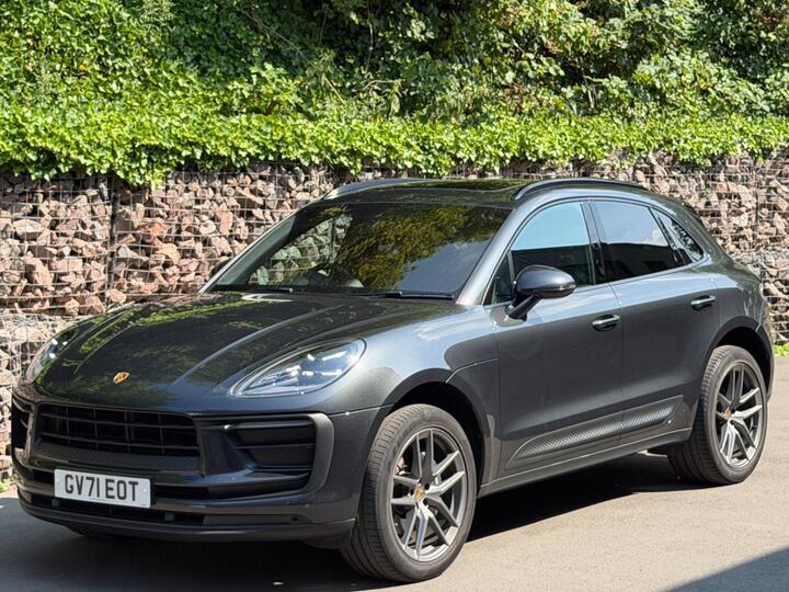 Porsche Macan 2.0T PDK 4WD Euro 6 (s/s) 5dr