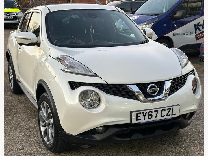 Nissan Juke 1.6 Tekna XTRON Euro 6 5dr Nissan Juke 1.6 Tekna XTRON Euro 6 5dr