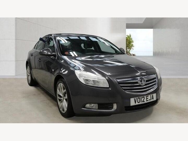 Vauxhall Insignia 2.0 CDTi EcoFLEX SRi Nav Euro 5 (s/s) 5dr Vauxhall Insignia 2.0 CDTi EcoFLEX SRi Nav Euro 5 (s/s) 5dr