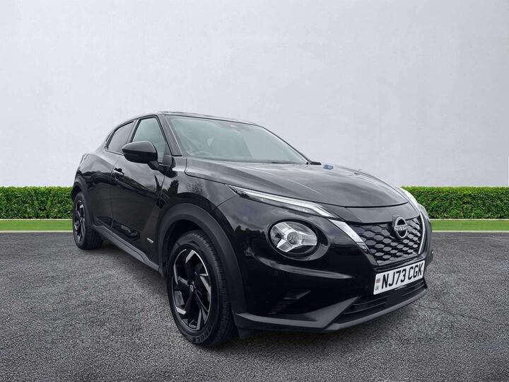 Nissan JUKE 1.6 N-Connecta Auto Euro 6 5dr