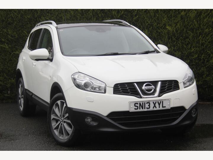Nissan Qashqai 1.6 DCi Tekna 2WD Euro 5 5dr (AVM)