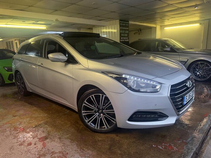 Hyundai I40 1.7 CRDi Blue Drive Premium Tourer Euro 6 (s/s) 5dr