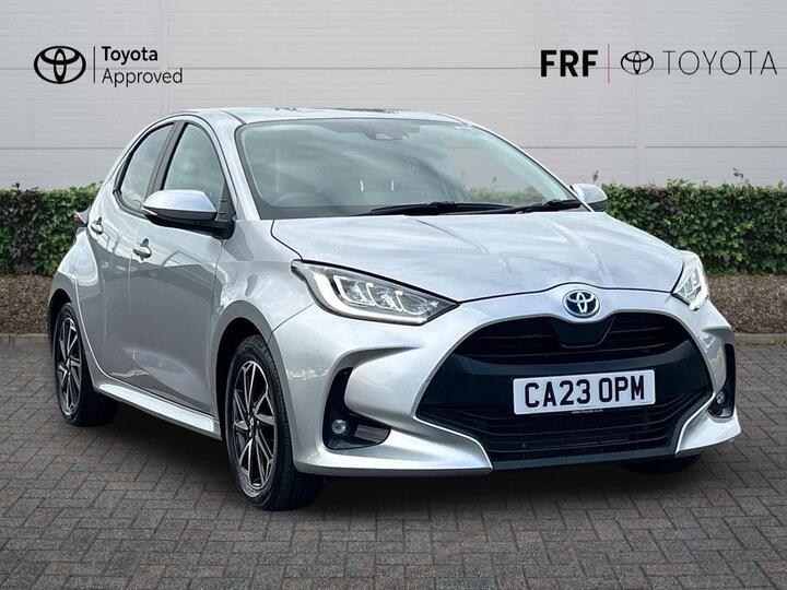 Toyota Yaris 1.5 VVT-h Design E-CVT Euro 6 (s/s) 5dr