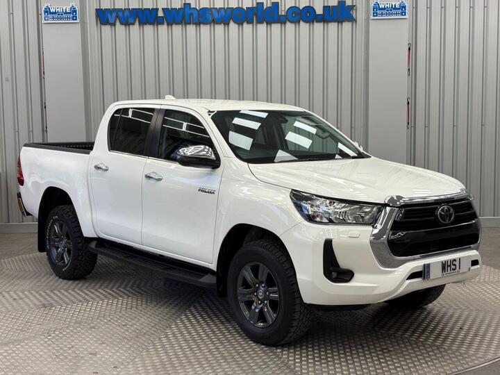 Toyota HI-LUX 2.4 D-4D Icon Auto 4WD Euro 6 (s/s) 4dr