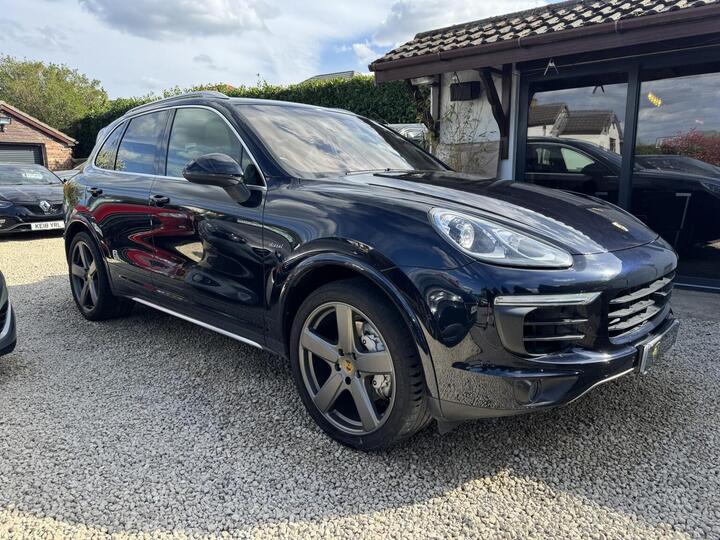 Porsche CAYENNE 4.2 TD V8 S TiptronicS 4WD Euro 5 (s/s) 5dr