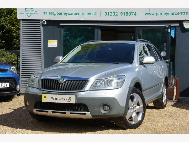 Skoda Octavia 2.0 TDI Scout DSG 4WD Euro 5 5dr