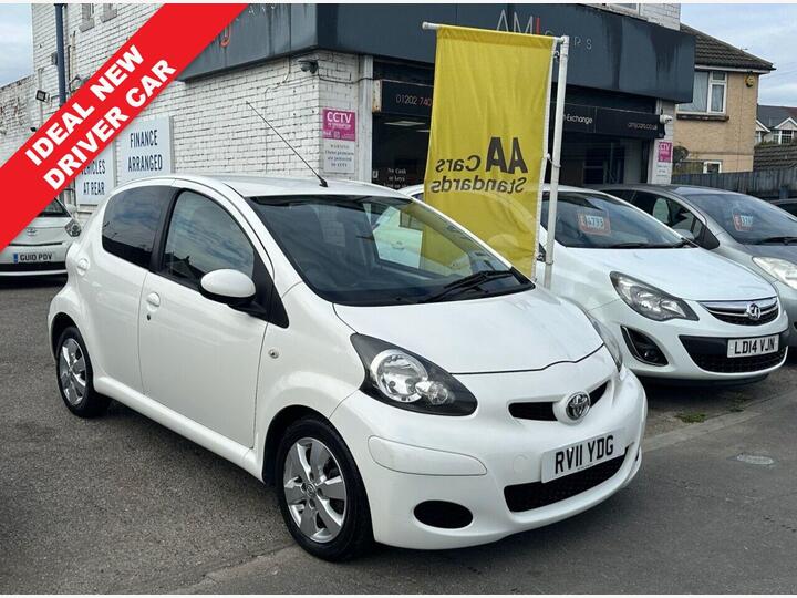 Toyota AYGO 1.0 VVT-i Go Euro 5 5dr