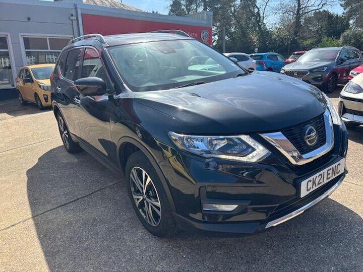 Nissan X-Trail 1.3 DIG-T N-Connecta DCT Auto Euro 6 (s/s) 5dr Nissan X-Trail 1.3 DIG-T N-Connecta DCT Auto Euro 6 (s/s) 5dr